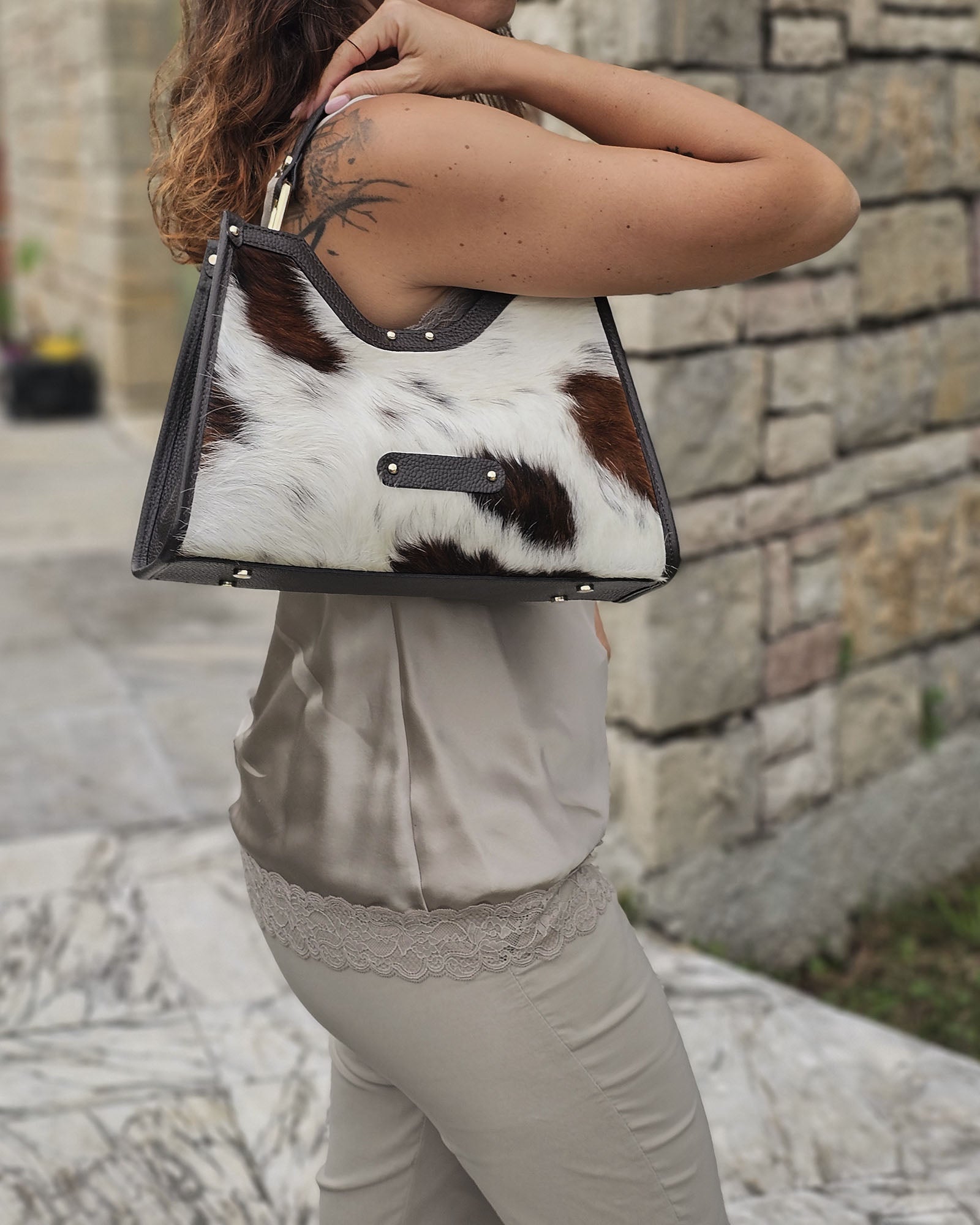 Dafne in Vera pelle e cavallino naturale